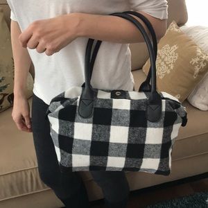 Black and White Buffalo Print Hand Bag